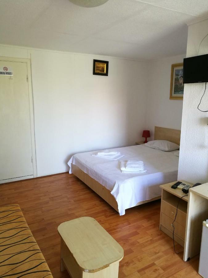 Hotel Dona Mamaja Zewnętrze zdjęcie