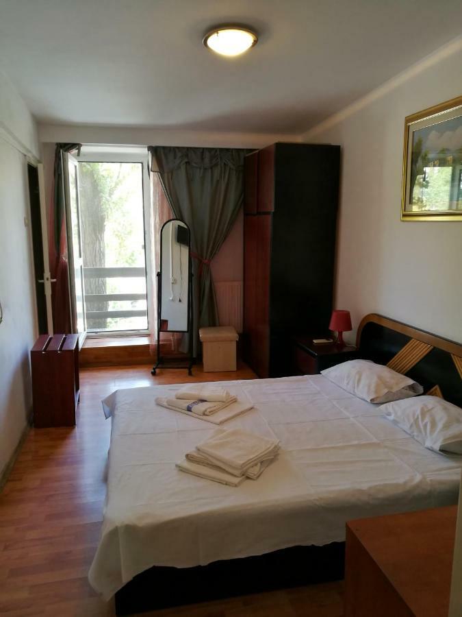 Hotel Dona Mamaja Zewnętrze zdjęcie