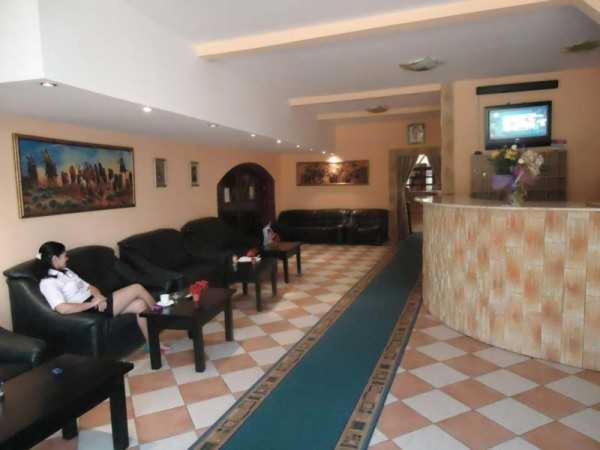 Hotel Dona Mamaja Zewnętrze zdjęcie